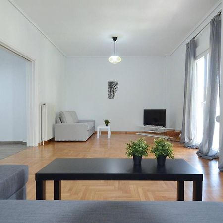 A Spacious Minimal Apatment At Chalandri Athènes Extérieur photo