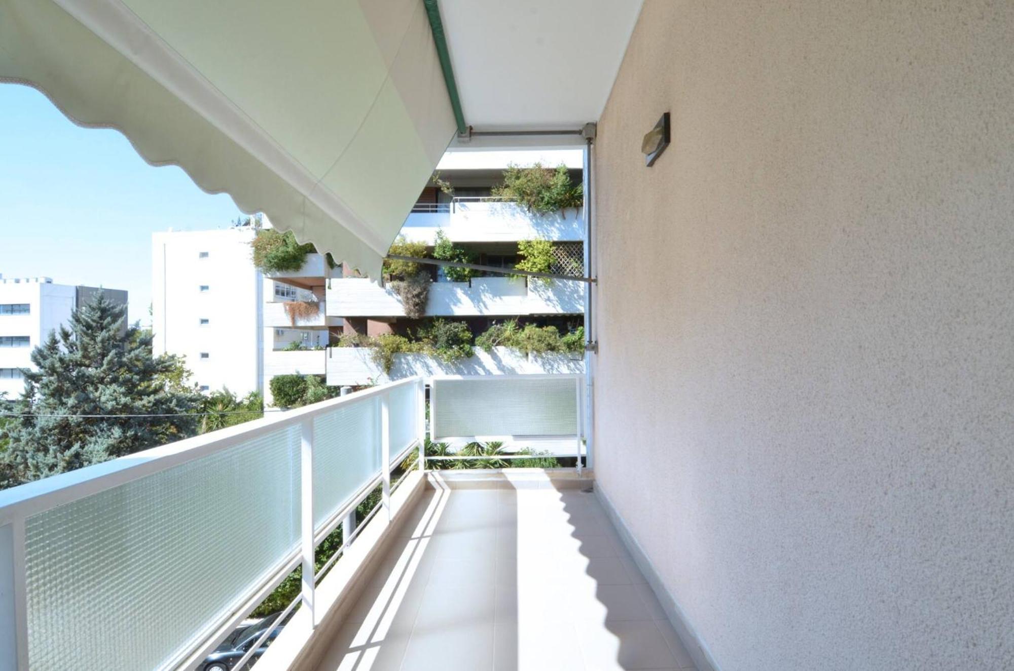A Spacious Minimal Apatment At Chalandri Athènes Extérieur photo